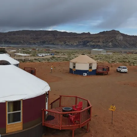 The "Mystic Yurt" privacy and comfort in the heart of Lake Powell activities!