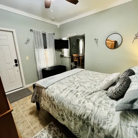 Nestled Inn, our cozy suite in the Village of Naples, N.Y. Hotels in Naples