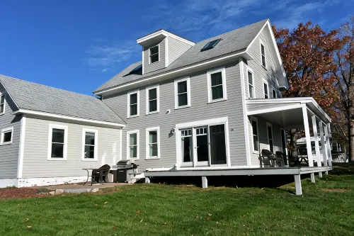 Meredith Bay - Brand New 2nd and 3rd floor Apartment in Private Home - Wifi