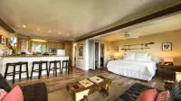 Oceanfront #3 at Hana Kai Maui - 1 Bedroom Corner Unit 100ʻ from Water! - 4-Star