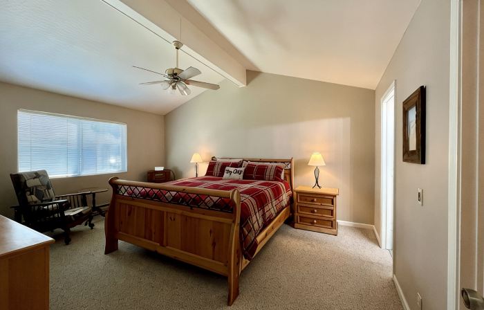 Cozy Townhome on Plumas Pines