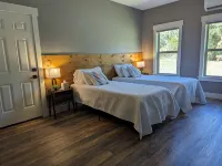 Restful cottage close to antique shopping and mountain biking - 4-Star