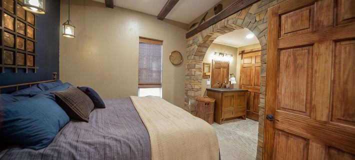Cozy 3-Bedroom Grand Chalet in Delta, Colorado Hotels in Delta County
