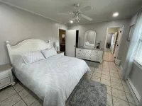 1 Block from Beach! 4Bed 2Bath Beachhouse. Just Had a Cancelation in July. - 3-Sterne