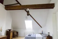 La Pension du Maréchal : Maison Spacieuse Centre Ville de Chartres - 3星級