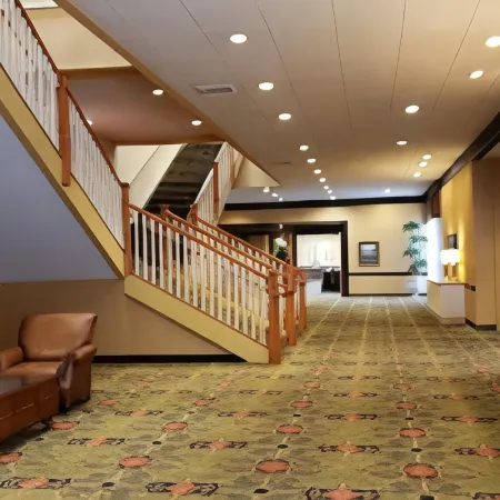 Home Inn Woods Hotel