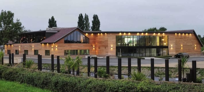 Luxurious 3 bed Lodge with private hot tub close to city of Cambridge Hotele w: Cambridge