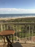 OCEANFRONT - Gorgeous Views of Beach & Pool! Sleek & Modern- 5 star resort-#509 - สระว่ายน้ำส่วนตัว