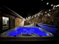 The Good Life Mountain Home - Red Rocks w/ spa - 4-Star