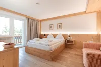 Hotel Kreuzberg Monte Croce - Mountain view