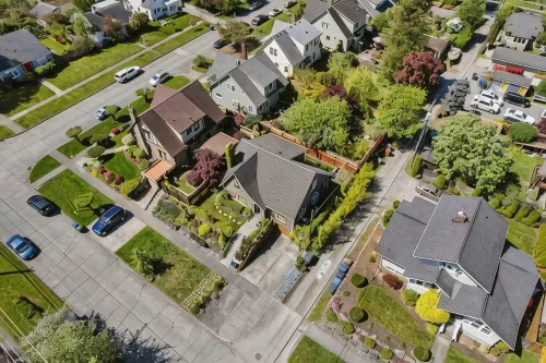 Cozy family home minutes from The University of Puget Sound! - 3-Star