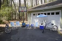 Private and pet-friendly, with game room and upgraded kitchen - 4-Star