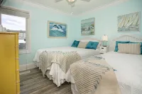 Million Dollar Oceanfront View - Pristine Condo - Top Floor - Large Deck! - 3-stjärniga