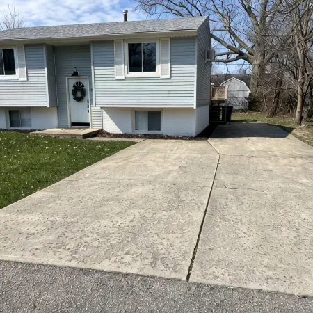 Family Retreat-Walk to Lake-Cedar Point-Deck/Grill