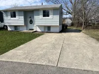 Family Retreat-Walk to Lake-Cedar Point-Deck/Grill - 2-Star