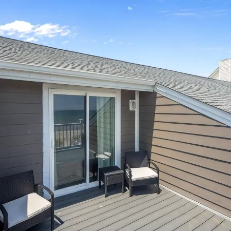 Crystal Coast Paradise: Oceanfront Home with Stunning Views, West, Emerald Isle!