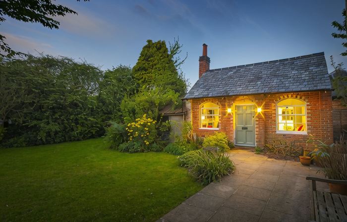 THE OLD SCHOOL HOUSE, ASCOT, BERKSHIRE