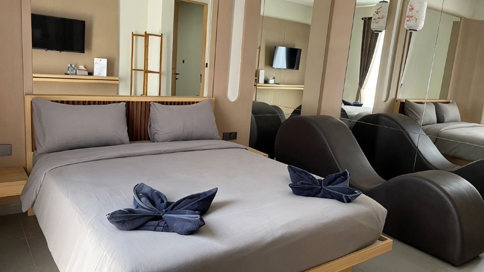 T - Hotel