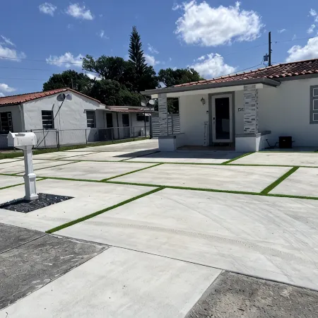 Poolside Retreat Haven close to MIA Airport