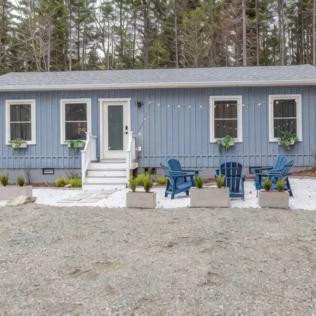 Cozy Acadia Hideaway with Hot Tub