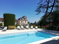 Les Villas d'Arromanches, Teritoria - piscina