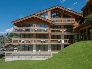 Petit Chalet by Schönegg