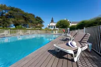 Hotel du Tumulus - Pools