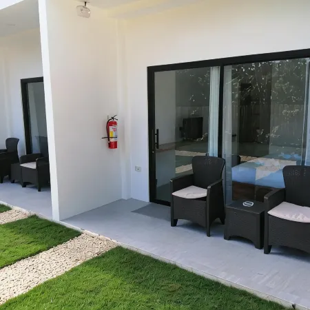 Christelle Inn