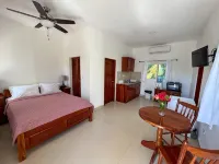 Seremei Villas - Parking