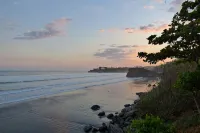 Vista Las Olas Resort - Beach