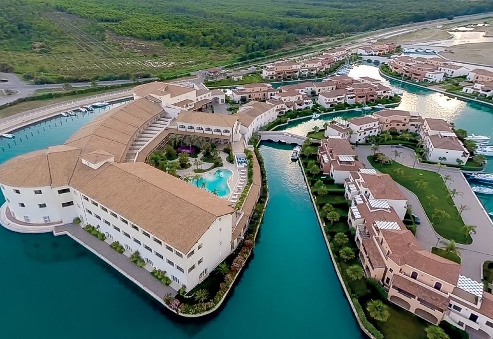 hotel overview picture