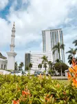 Harris Hotel Batam Center Hotels near Trully Toko
