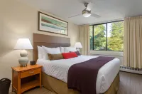 West Coast Suites at UBC Các khách sạn ở Bowen Island