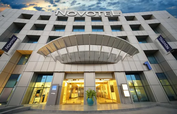 達曼商業園諾富特酒店