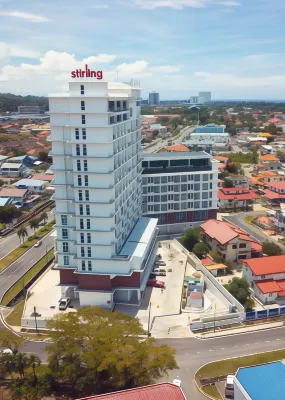 Stirling Suites Hotel & Serviced Apartment Hôtels à proximité de : Senadin Methodist Preaching Center