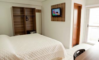 Serras Hotel