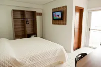 Serras Hotel Hôtels à : 