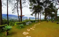 Masada Village Hotels near Demang Park, JONGGOL: BHUTAN VAN JAVA