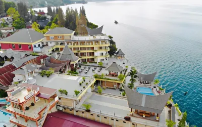 Samosir Cottages Resort Hotel dekat Gereja HKBP Bolon Pangururan