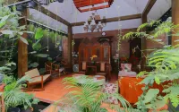 RedDoorz Plus Near Jogja Kembali Monument Hotels in Sleman Regency