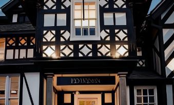 Lion & Swan Hotel