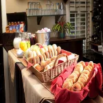 Village Inn and Pub Hotels in Saint Simons Island