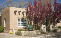 El Farolito B&B Inn