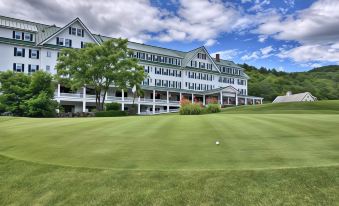 Eagle Mountain House and Golf Club