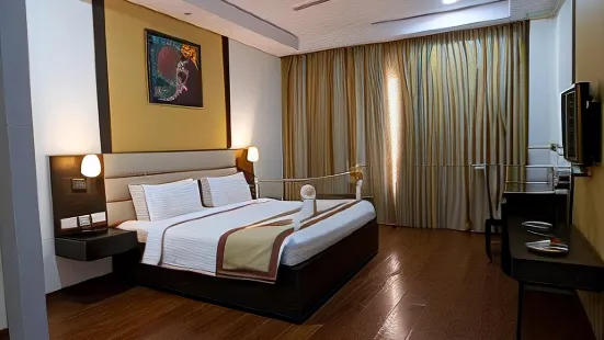 Hotel Hyphen Premier Meerut