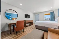 Econo Lodge Inn & Suites 캣 스프링 호텔