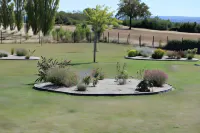 Aux 3 Forêts Hotels in Commentry