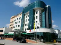 Diplomat Plaza Hotel & Resort Hotels in 