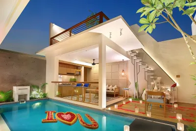 Ayona Villa Seminyak by Ini VIE Hospitality فنادق في 