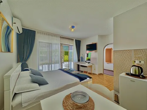 For-A Apartmani Hotels in Бореті